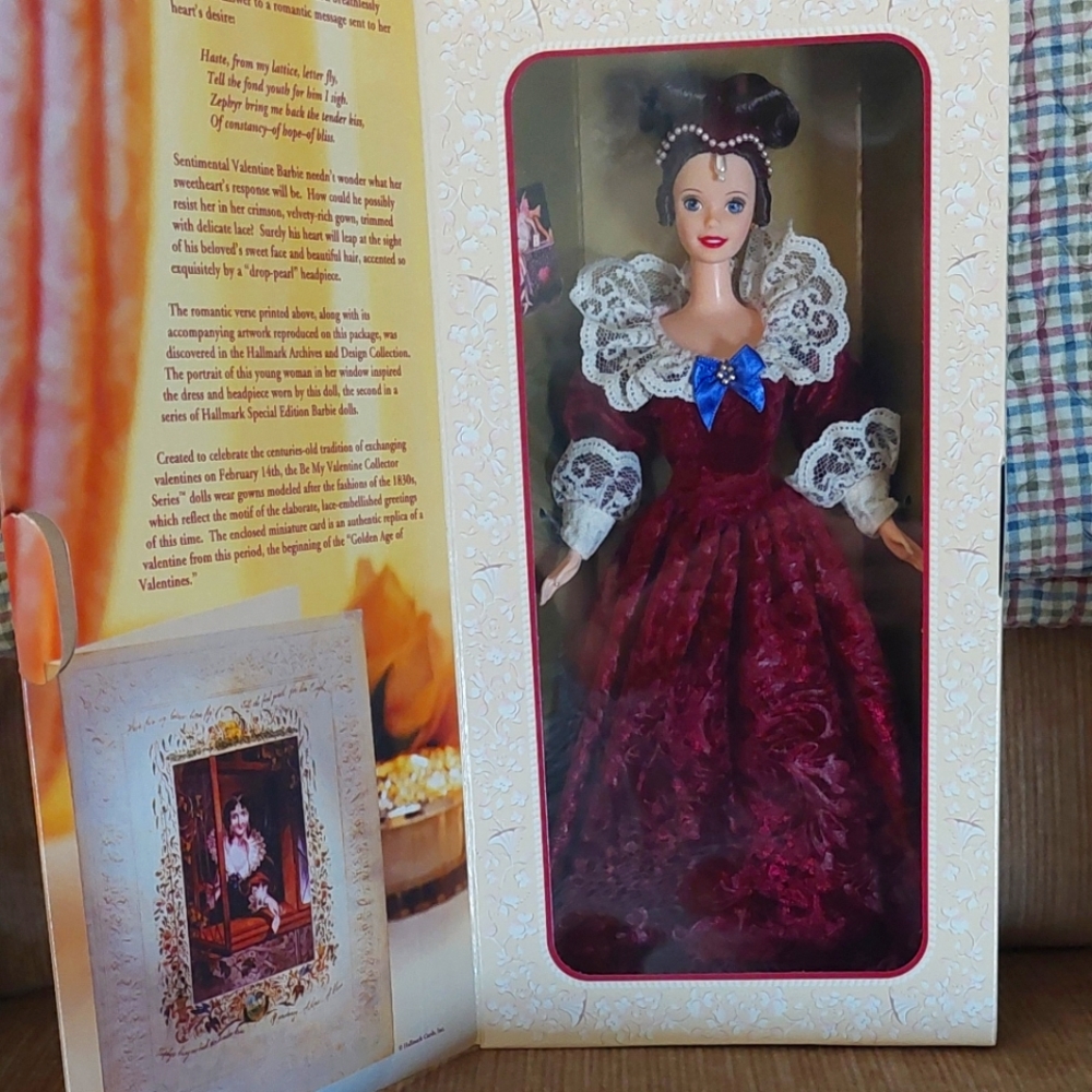 Hallmark Special Edition Barbie.  Sentiment Valentine Barbie. NIB